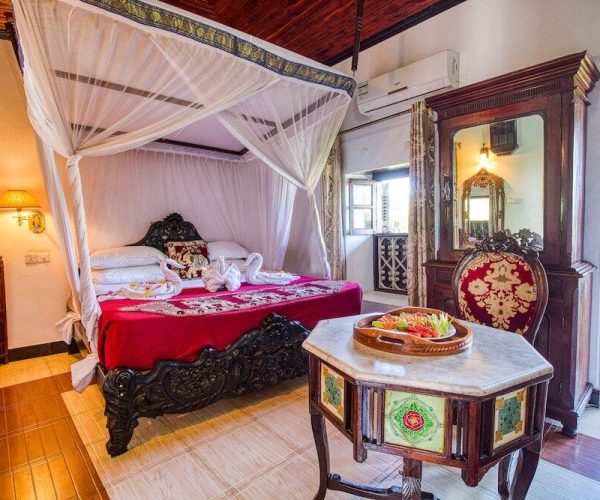 Tembo hotel beds